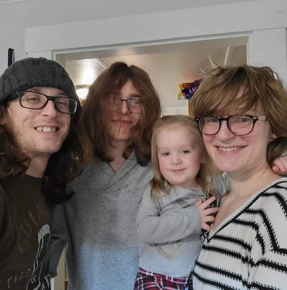 Meet your Posher, Ruth - Picture 1 of 1